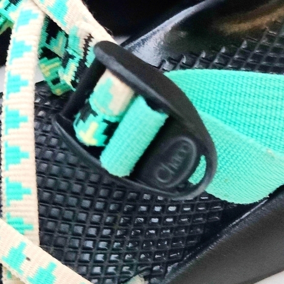 Chaco Women's Z/2 Classic Brocade Pine Sandals Size 7 - Picture 4 of 7